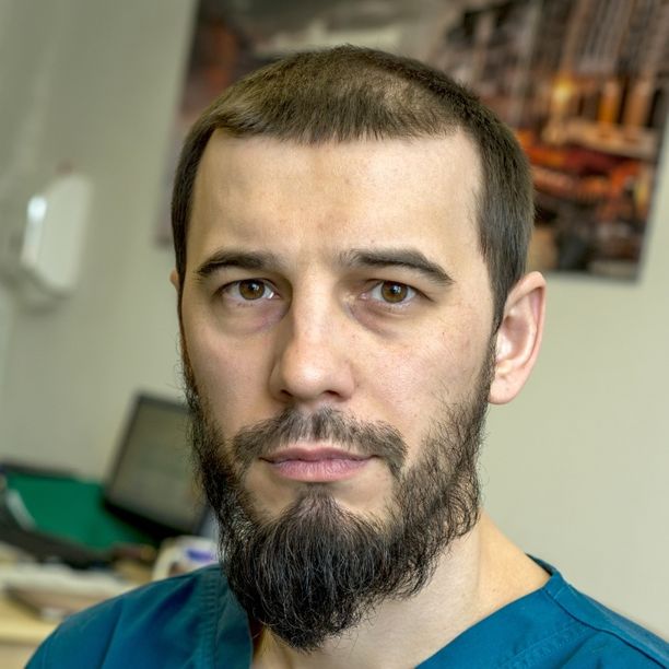Гафуров Рустам Расимович Новосибирск: нейрохирург