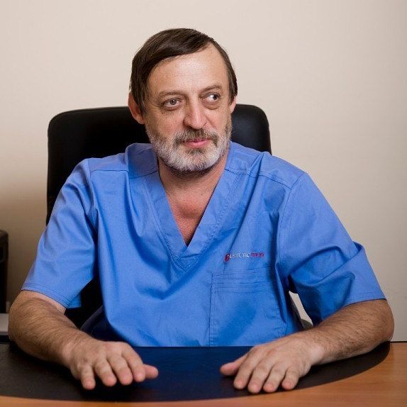 Врач ортопед в краснодаре. Голубченко травматолог Краснодар.